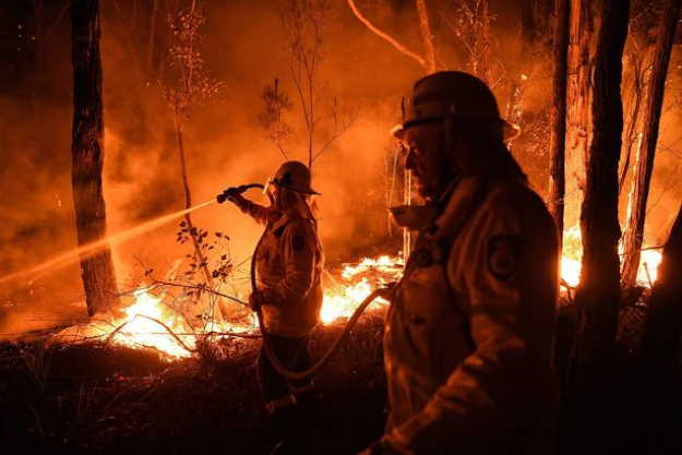 The fires are still raging (Image: Fairfax Media via Getty Images)